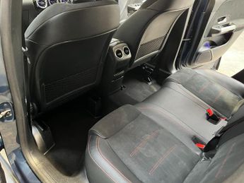 Mercedes-Benz GLA 1.3 GLA200 AMG Line (Premium) 7G-DCT Euro 6 (s/s) 5dr