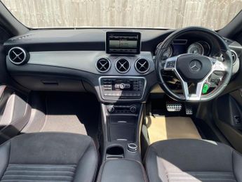 Mercedes-Benz GLA 2.1 GLA220 CDI AMG Line 7G-DCT 4MATIC Euro 6 (s/s) 5dr