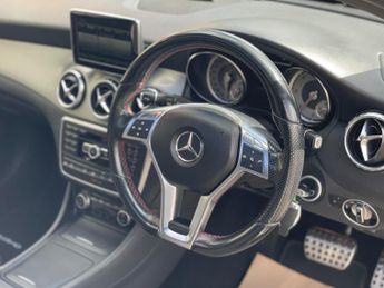 Mercedes-Benz GLA 2.1 GLA220 CDI AMG Line 7G-DCT 4MATIC Euro 6 (s/s) 5dr