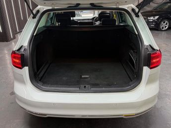Volkswagen Passat 2.0 TDI GT DSG Euro 6 (s/s) 5dr