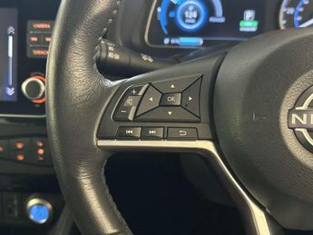 Nissan Leaf 39kWh N-Connecta Hatchback 5dr Electric Auto (150 ps)