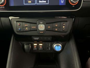 Nissan Leaf 39kWh N-Connecta Hatchback 5dr Electric Auto (150 ps)