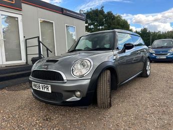 MINI Clubman 1.6 Cooper S Steptronic Euro 4 5dr