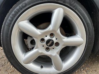 MINI Clubman 1.6 Cooper S Steptronic Euro 4 5dr