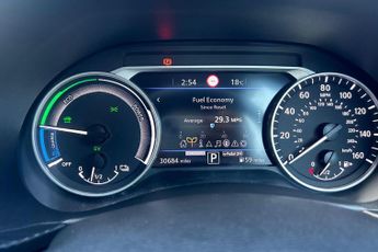Nissan Juke 1.6 Hybrid Tekna 5dr Auto