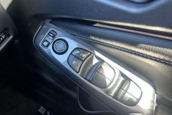 Nissan Juke 1.6 Hybrid Tekna 5dr Auto