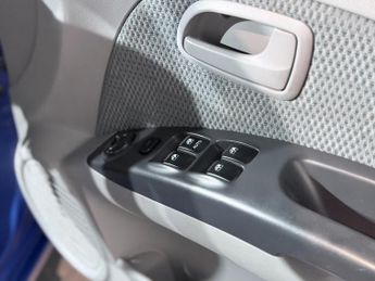 Kia Picanto 1.1 LX 5dr