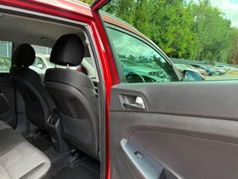Hyundai TUCSON 1.6 T-GDi SE Nav DCT Euro 6 (s/s) 5dr
