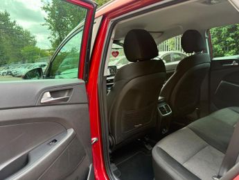 Hyundai TUCSON 1.6 T-GDi SE Nav DCT Euro 6 (s/s) 5dr