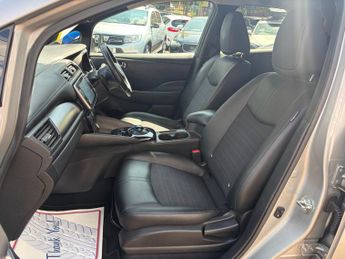 Nissan Leaf 40kWh N-Connecta Auto 5dr
