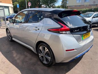 Nissan Leaf 40kWh N-Connecta Auto 5dr