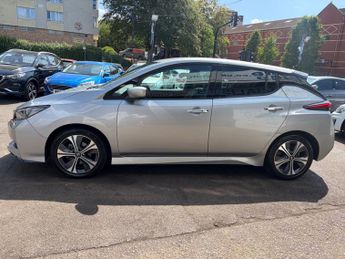 Nissan Leaf 40kWh N-Connecta Auto 5dr