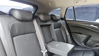 Vauxhall Astra 1.6 CDTi Elite Nav Sports Tourer Auto Euro 6 5dr