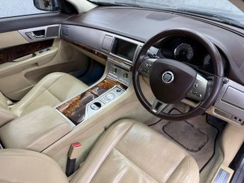 Jaguar XF 3.0d V6 Premium Luxury Auto Euro 5 4dr