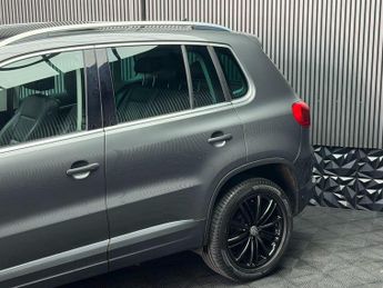 Volkswagen Tiguan 2.0 TDI BlueMotion Tech Match Edition DSG 4WD Euro 6 (s/s) 5dr