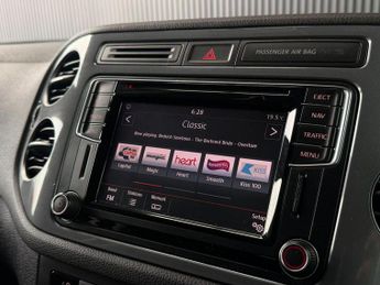 Volkswagen Tiguan 2.0 TDI BlueMotion Tech Match Edition DSG 4WD Euro 6 (s/s) 5dr