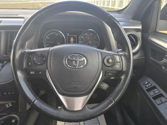 Toyota RAV4 2.5 VVT-h Design CVT 4WD Euro 6 (s/s) 5dr