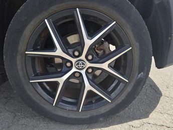 Toyota RAV4 2.5 VVT-h Design CVT 4WD Euro 6 (s/s) 5dr