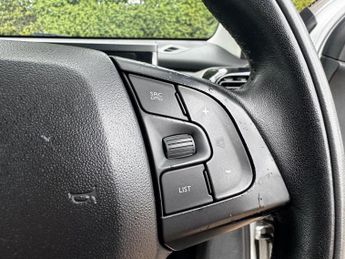 Citroen C4 Cactus 1.2 PureTech Flair Euro 6 (s/s) 5dr