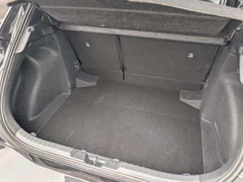 Toyota Corolla 1.8 VVT-h Design CVT Euro 6 (s/s) 5dr