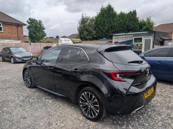 Toyota Corolla 1.8 VVT-h Design CVT Euro 6 (s/s) 5dr