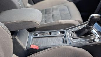 Volkswagen Golf 1.4 TSI BlueMotion Tech S DSG Euro 5 (s/s) 5dr