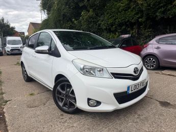Toyota Yaris 1.33 Dual VVT-i Trend Euro 5 5dr