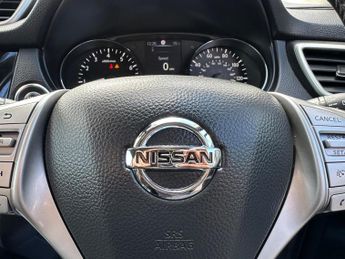 Nissan Qashqai 1.2 DIG-T Tekna XTRON 2WD Euro 6 (s/s) 5dr