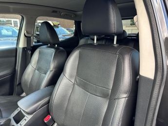 Nissan Qashqai 1.2 DIG-T Tekna XTRON 2WD Euro 6 (s/s) 5dr