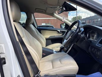 Volvo XC60 2.4 D5 SE Lux Nav Geartronic AWD Euro 5 5dr