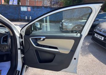 Volvo XC60 2.4 D5 SE Lux Nav Geartronic AWD Euro 5 5dr