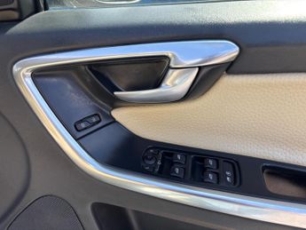 Volvo XC60 2.4 D5 SE Lux Nav Geartronic AWD Euro 5 5dr