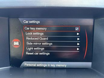 Volvo XC60 2.4 D5 SE Lux Nav Geartronic AWD Euro 5 5dr