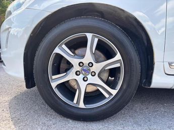 Volvo XC60 2.4 D5 SE Lux Nav Geartronic AWD Euro 5 5dr