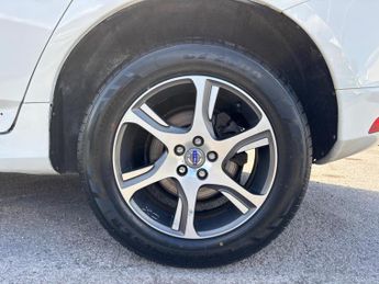 Volvo XC60 2.4 D5 SE Lux Nav Geartronic AWD Euro 5 5dr