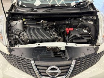 Nissan Juke 1.6 Acenta Premium Euro 5 (s/s) 5dr