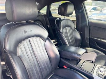 Audi A6 Saloon 2.0 TDI ultra S line S Tronic Euro 6 (s/s) 4dr