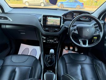 Peugeot 2008 1.6 e-HDi Feline Euro 5 (s/s) 5dr (Mistral)