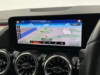 Mercedes-Benz EQA EQA 300 66.5kWh AMG Line (Premium) Auto 4MATIC 5dr