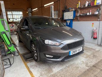 Ford Focus 1.5T EcoBoost ST-Line Euro 6 (s/s) 5dr