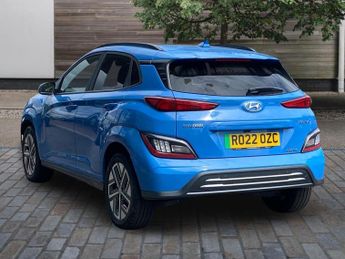 Hyundai Kona 64kWh Premium SUV 5dr Electric Auto (10.5kW Charger) (204 ps)