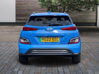 Hyundai Kona 64kWh Premium SUV 5dr Electric Auto (10.5kW Charger) (204 ps)