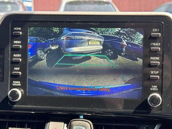 Toyota C-HR 1.8 VVT-h Icon SUV 5dr Petrol Hybrid CVT Euro 6 (s/s) (122 ps)