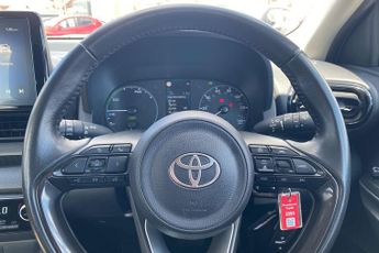 Toyota Yaris 1.5 VVT-h Icon E-CVT Euro 6 (s/s) 5dr