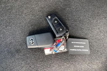 Toyota Yaris 1.5 VVT-h Icon E-CVT Euro 6 (s/s) 5dr