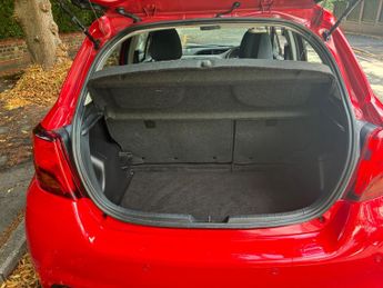 Toyota Yaris 1.5 VVT-h Icon E-CVT Euro 6 5dr