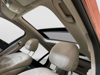 Mercedes-Benz GLC 2.1 GLC250d Sport (Premium Plus) SUV 5dr Diesel G-Tronic+ 4MATIC