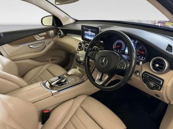 Mercedes-Benz GLC 2.1 GLC250d Sport (Premium Plus) SUV 5dr Diesel G-Tronic+ 4MATIC