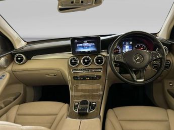 Mercedes-Benz GLC 2.1 GLC250d Sport (Premium Plus) SUV 5dr Diesel G-Tronic+ 4MATIC