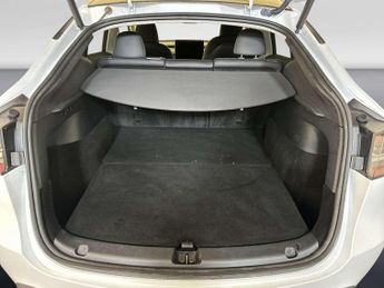 Tesla Model Y (Dual Motor) Long Range SUV 5dr Electric Auto 4WDE (384 bhp)